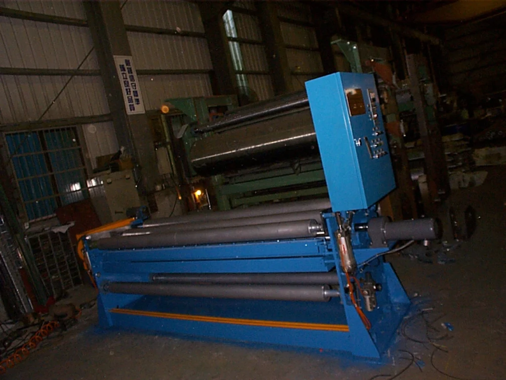 DOUBLE MEDIUM PAPER GLUE MACHINE DML-3